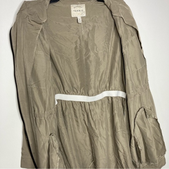 Torrid khaki jacket size 0 - Picture 4 of 7